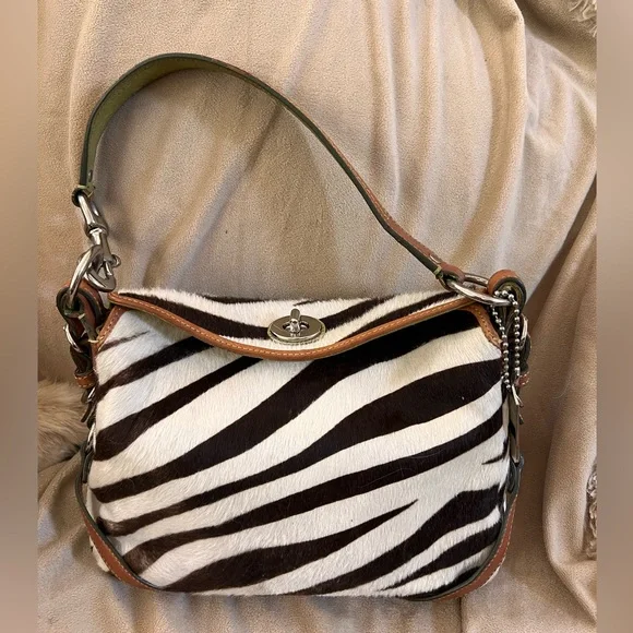 Vintage Coach Chelsea Handbag - Limited Edition - Picture 2 of 12